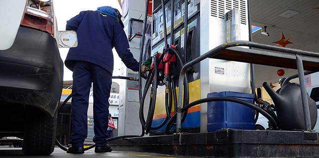 Preço da gasolina subiu 7,24% em novembro e continua a ser a principal contribuição para a inflação na RMBH, segundo o IBGE | Crédito: Charles Silva Duarte/Arquivo DC