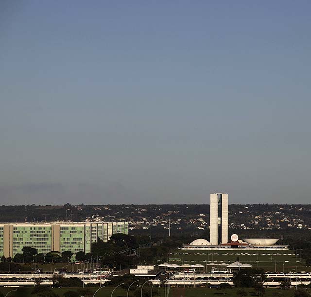 Déficit primário nas contas públicas deve atingir R$ 89,8 bi