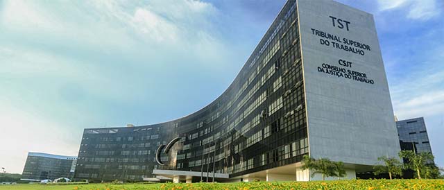 TST fecha ano com avanço no julgamento de processos