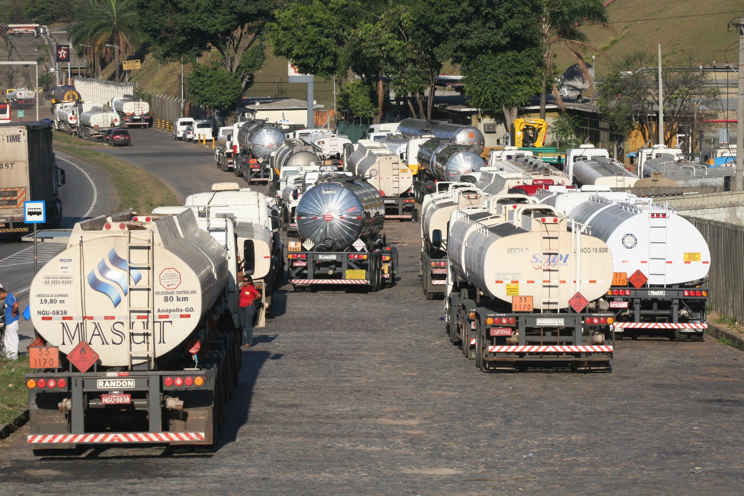 Elevação do preço do diesel causa efeito dominó na economia