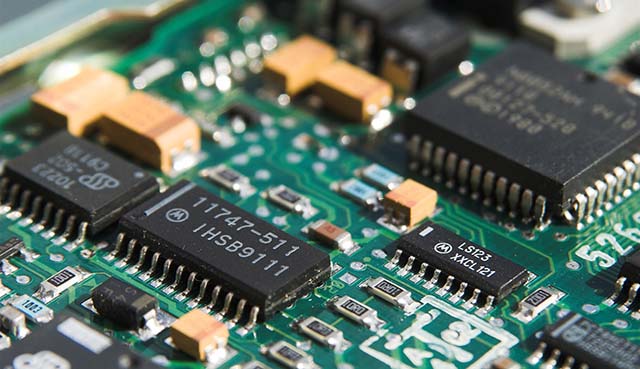 Fornecimento de chips: Qualcomm fecha acordo com montadoras