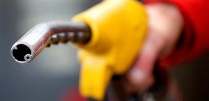 Primeiro reajuste dos combustíveis deste ano foi realizado pela Petrobras em 12 de janeiro | Crédito: Reuters/Max Rossi