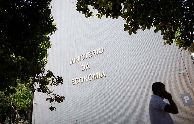 Governo anuncia plano B para dívidas do Simples Nacional