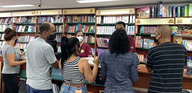 Papelarias e livrarias mostram otimismo com aquecimento nas vendas