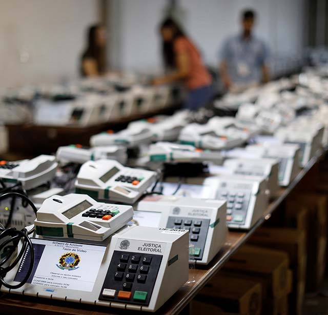 TSE rebate alegações de Bolsonaro