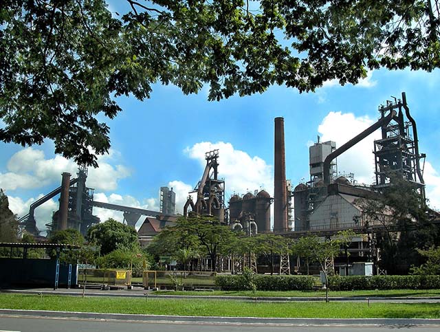 Lucro líquido da Usiminas dá salto de 679% em 2021