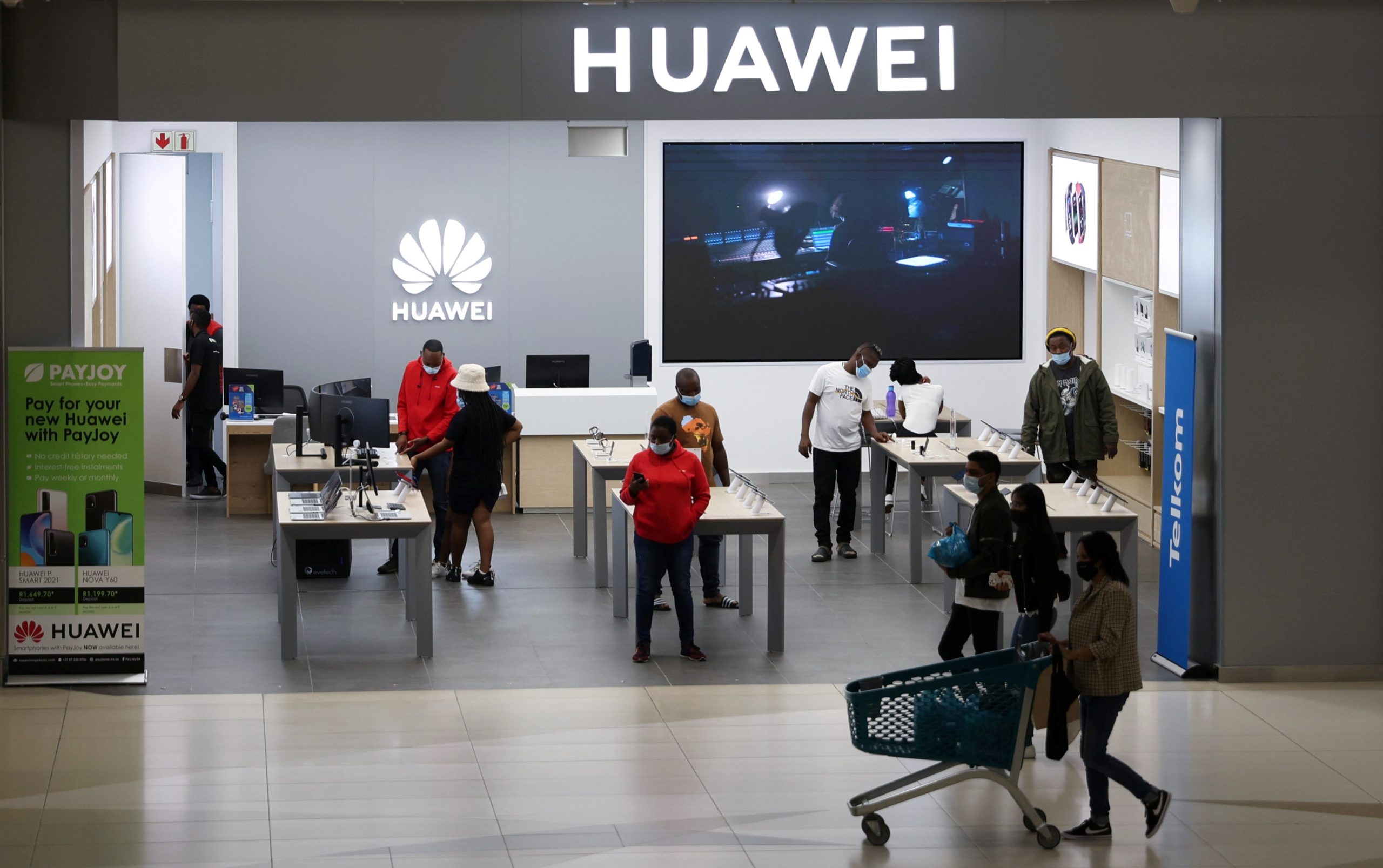 Huawei tem salto no lucro em 2021 com venda de ativos