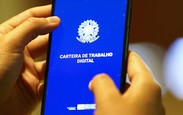 Vagas dos sonhos para jovens, trainees têm salários acima de R$ 8 mil; veja oportunidades