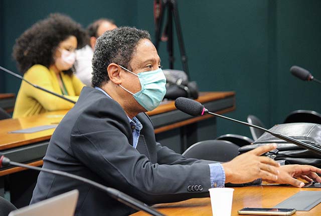 Projeto enquadra atuação de plataforma