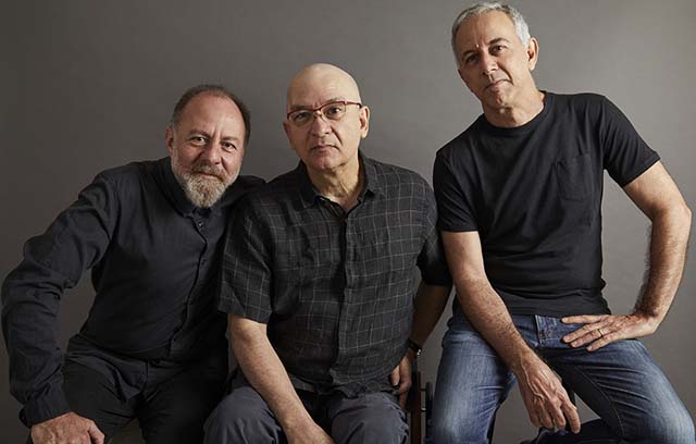 Paralamas do Sucesso faz show de clássicos