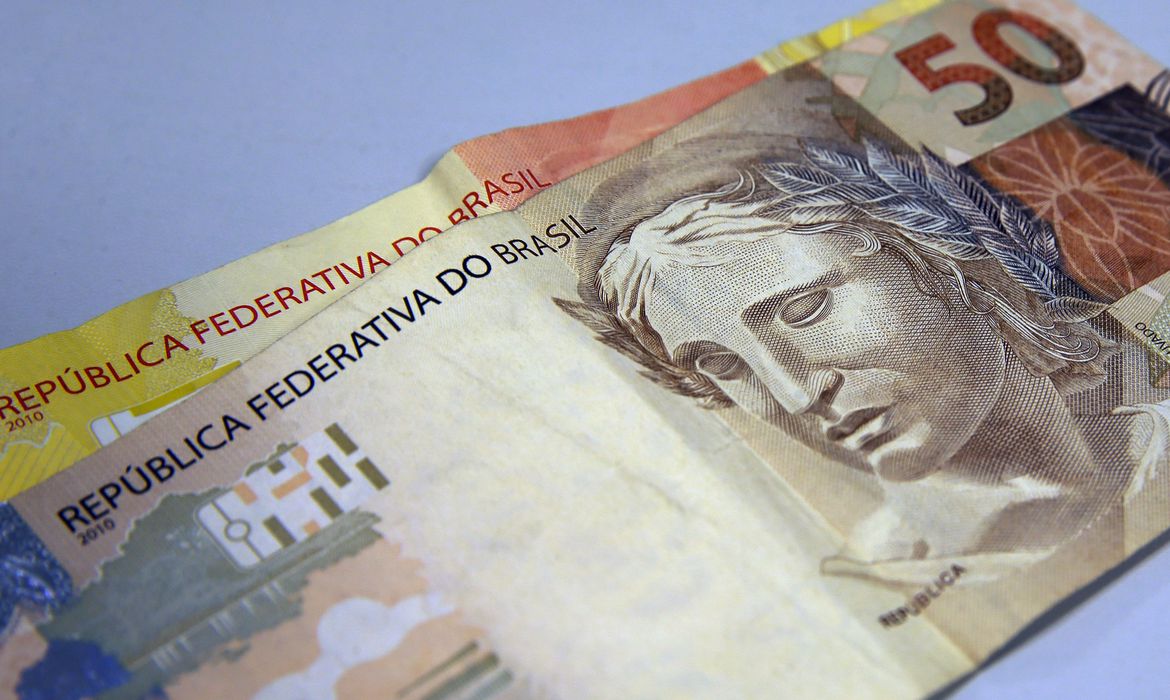 Governo de Minas paga mais uma remessa do passivo de férias-prêmio nesta terça-feira