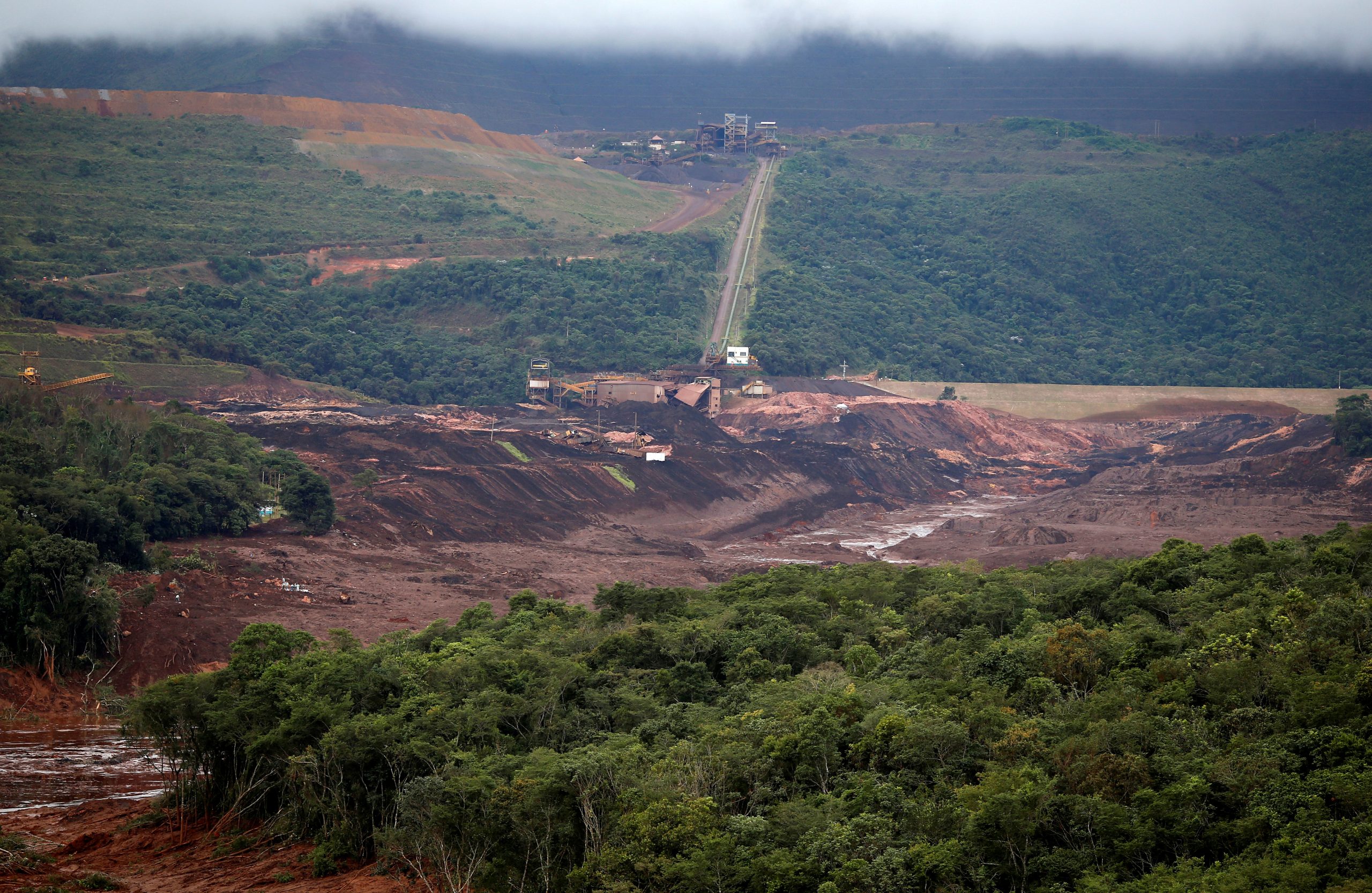 Com o rompimento da barragem em Brumadinho, 40% das estruturas a montante da companhia já foram eliminadas | Crédito: Adriano Machado/Reuters

Uada em 22/10/20

Usada em 06-01-21
Usada em 17-02-22