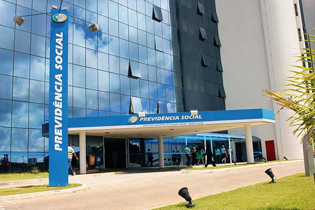 INSS tem mais de 1 milhão à espera de perícia médica