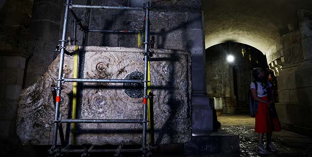 Altar antigo é descoberto em Jerusalém