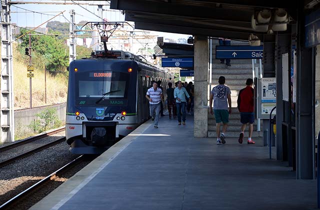Bolsonaro pode oficializar repasse para metrô da Capital em junho