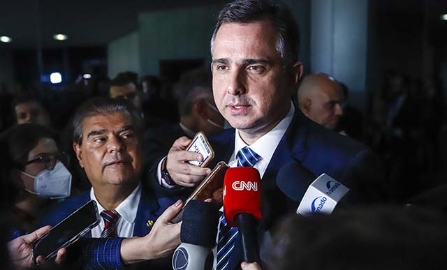 Pacheco faz críticas à criação de crises no País