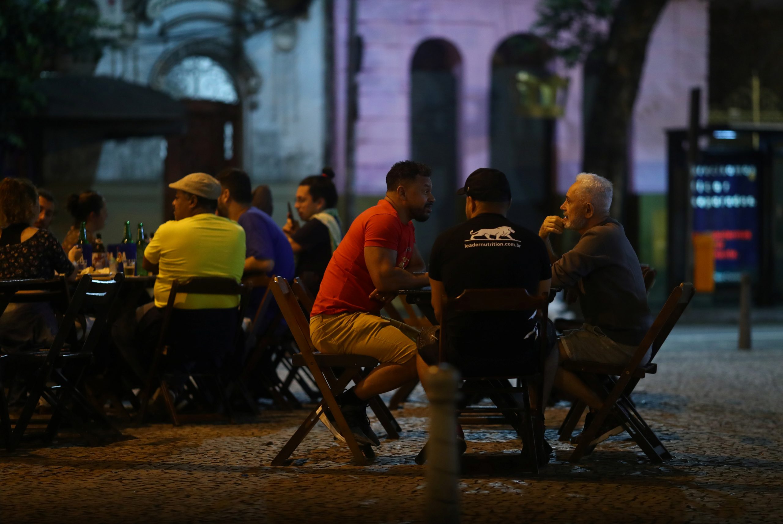 Serviços no Brasil encerram 1º tri com melhor resultado para março em 11 anos