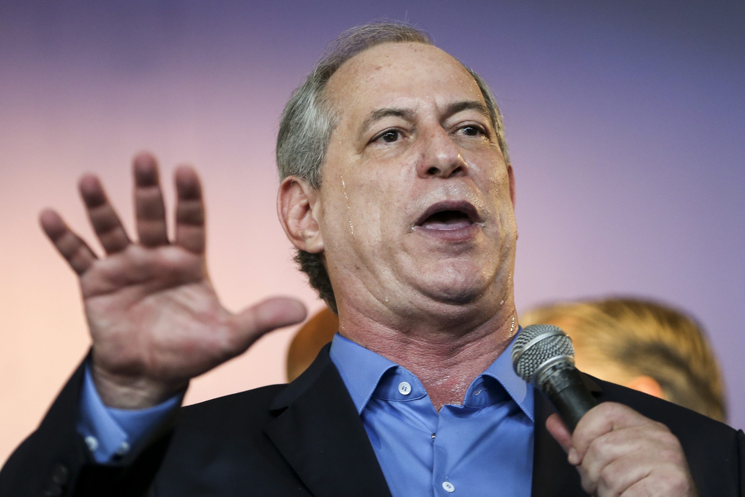 4 em 10 eleitores de Ciro têm Lula como 2ª opção, contra 1 de Bolsonaro, diz Datafolha