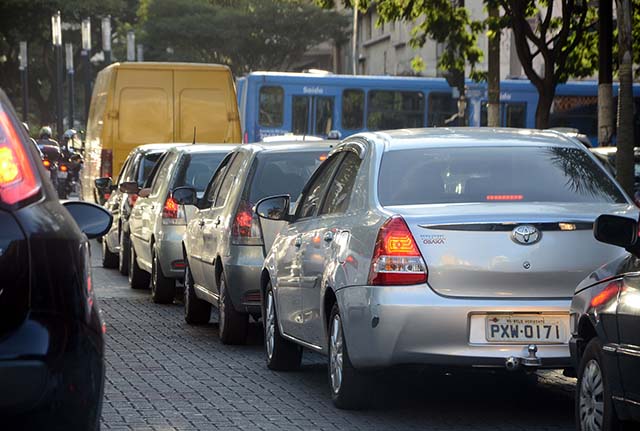 Vendas de veículos usados crescem 36,4% no Estado