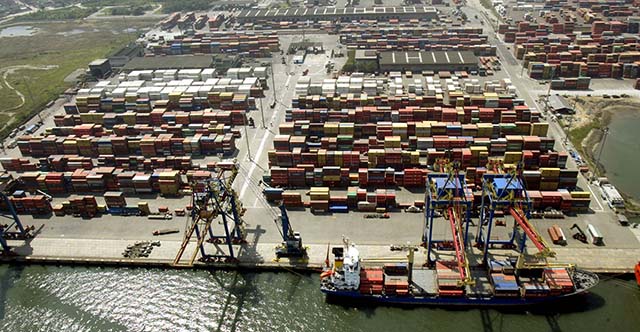 País tem déficit de US$ 2,8 bi em março