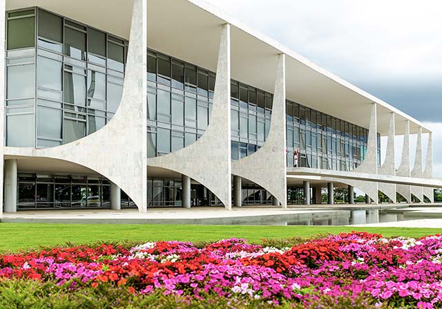 PEC das bondades pode permitir governo federal a furar o teto de gastos em ano eleitoral | Crédito: Janjiulio / stock.adobe.com