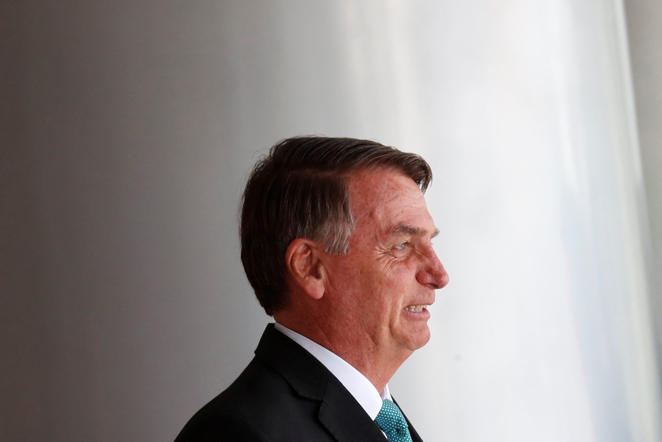 Em Minas, Bolsonaro reduz pela metade vantagem de Lula e aparece 9 pontos atrás, diz Genial/Quaest