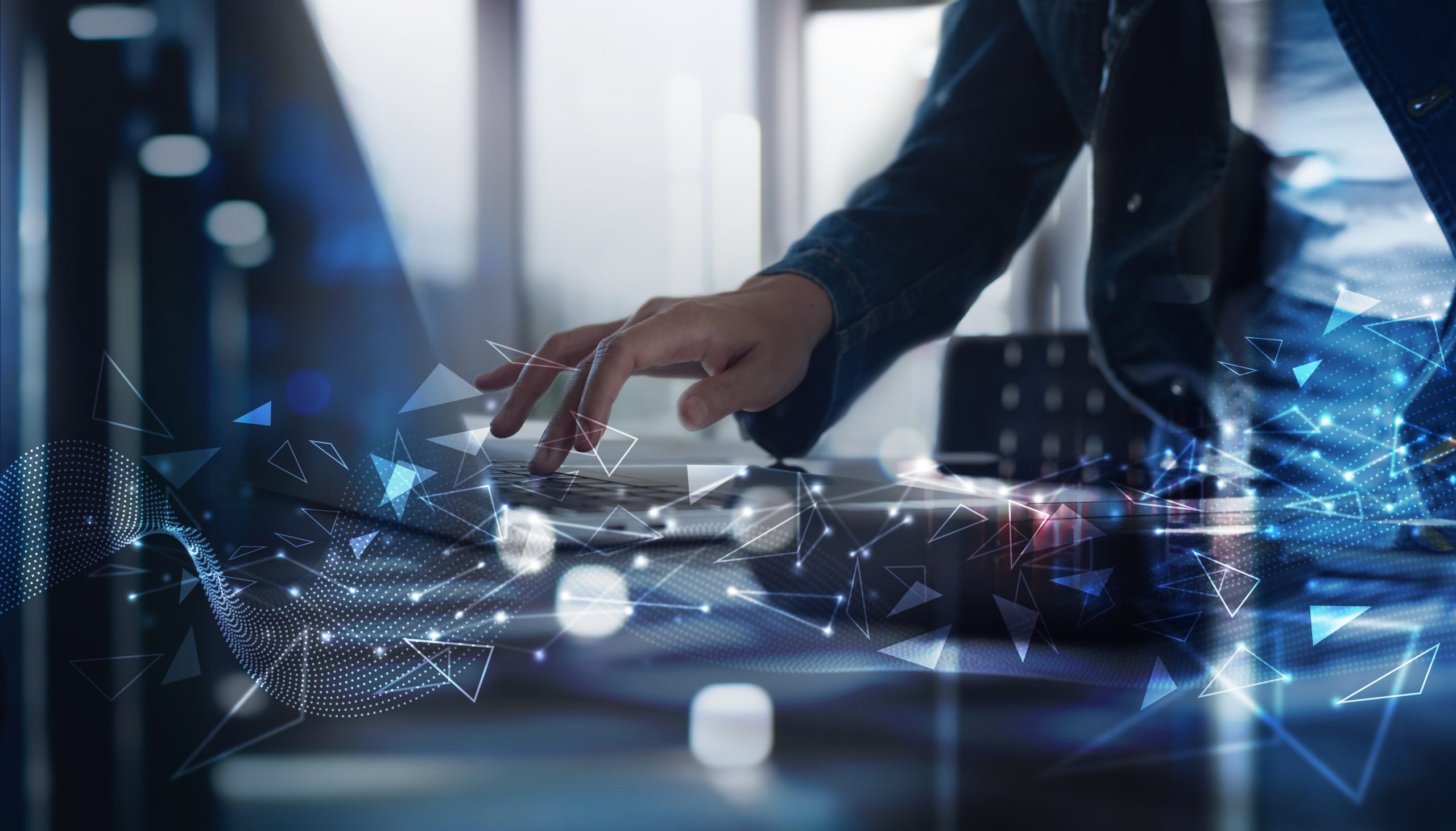 Empreendedor busca solução em conta para ser mais digital