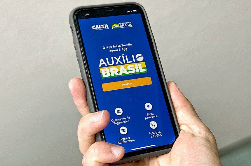 Consignado do Auxílio Brasil pode aumentar o endividamento