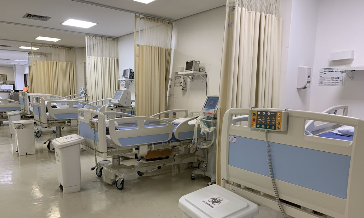 Piso da enfermagem pode mais que dobrar folha de pagamento em hospitais filantrópicos em 11 estados
