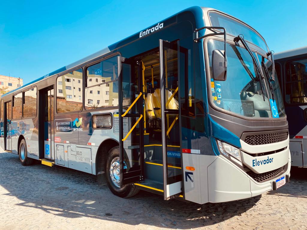 Novos ônibus com ar-condicionado começam a circular em Belo Horizonte