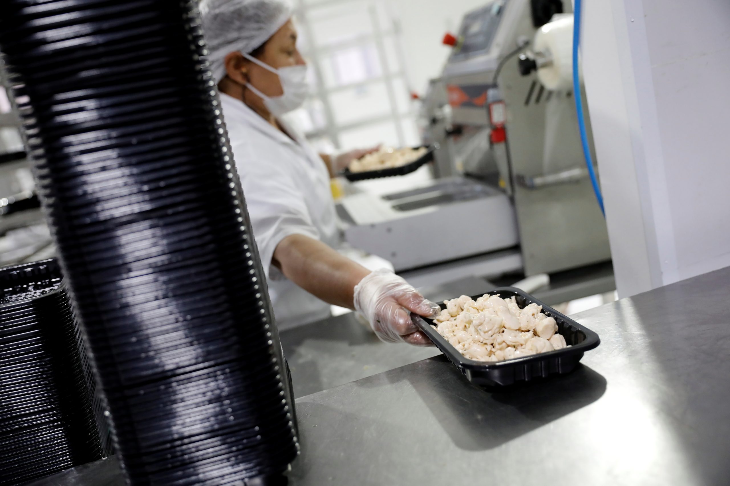 Brasil abre 278.639 vagas formais de trabalho em agosto, acima do esperado, mostra Caged