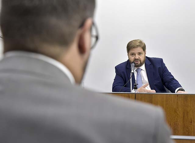 Candidatura de Patrus tem parecer favorável