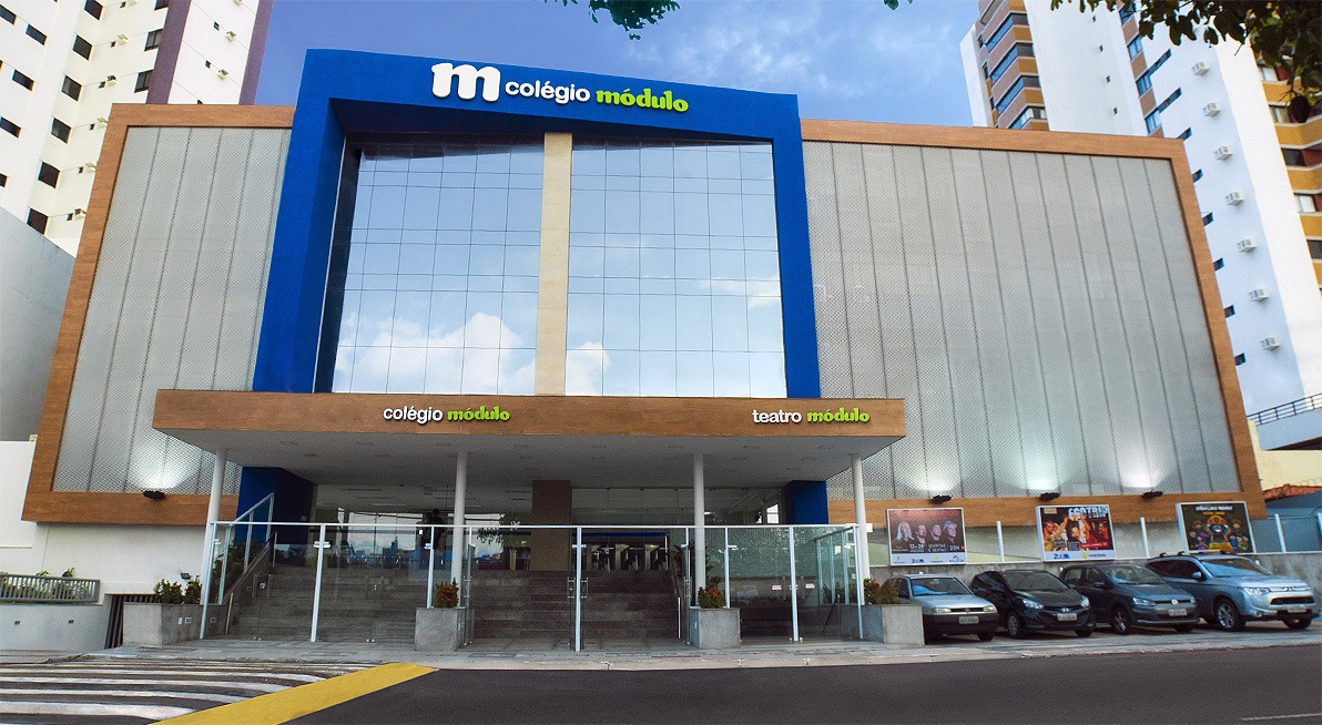 Colégio do grupo Bernoulli faz 30 anos