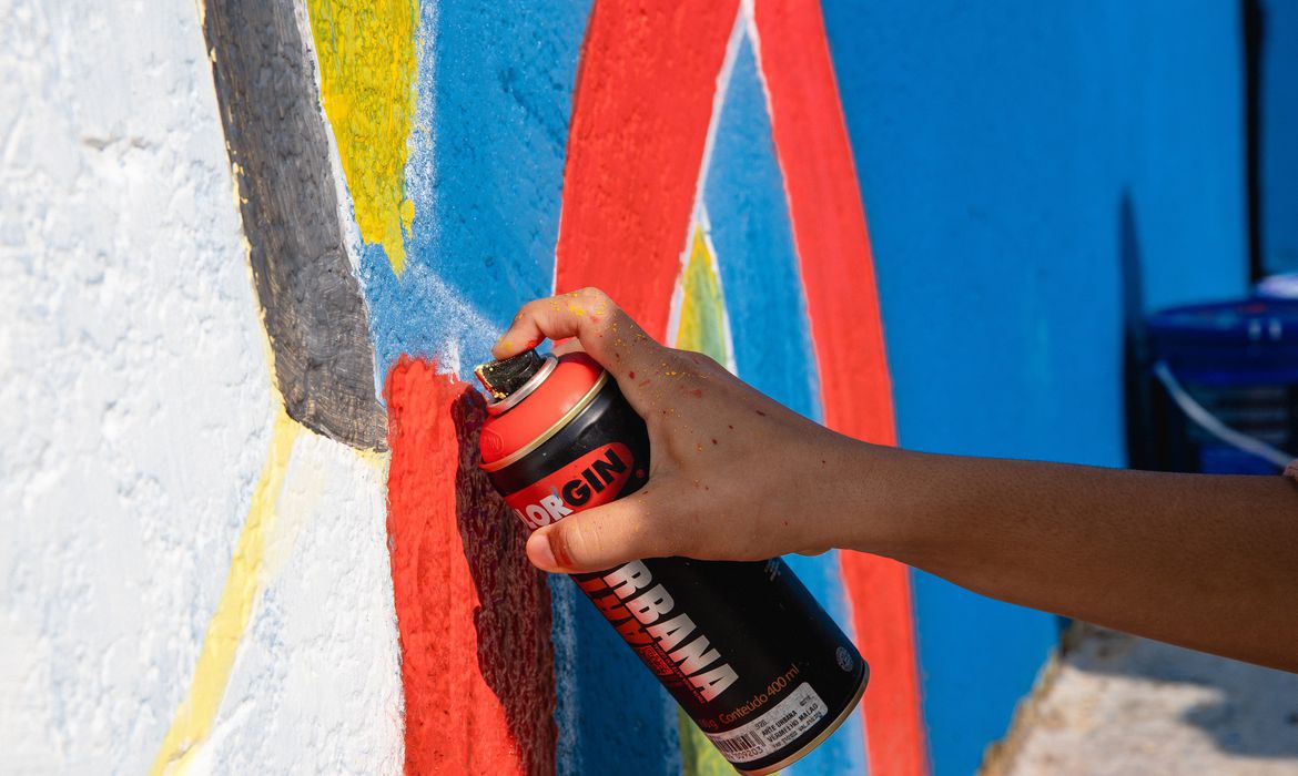 Projetos nascidos em BH ampliam alcance do grafite e promovem inovação - Diário do Comércio