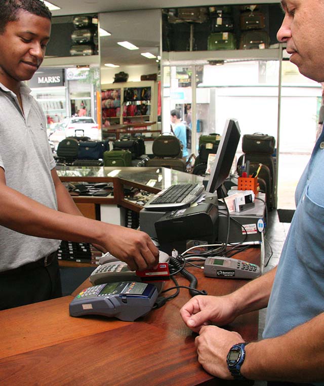 Inadimplência aumenta 9,3% em julho na Capital