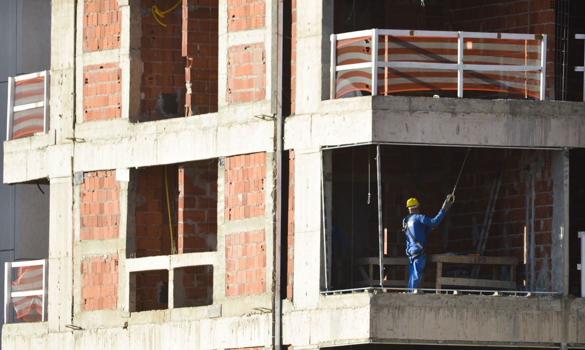 Construa Minas discute inovação em cadeia produtiva