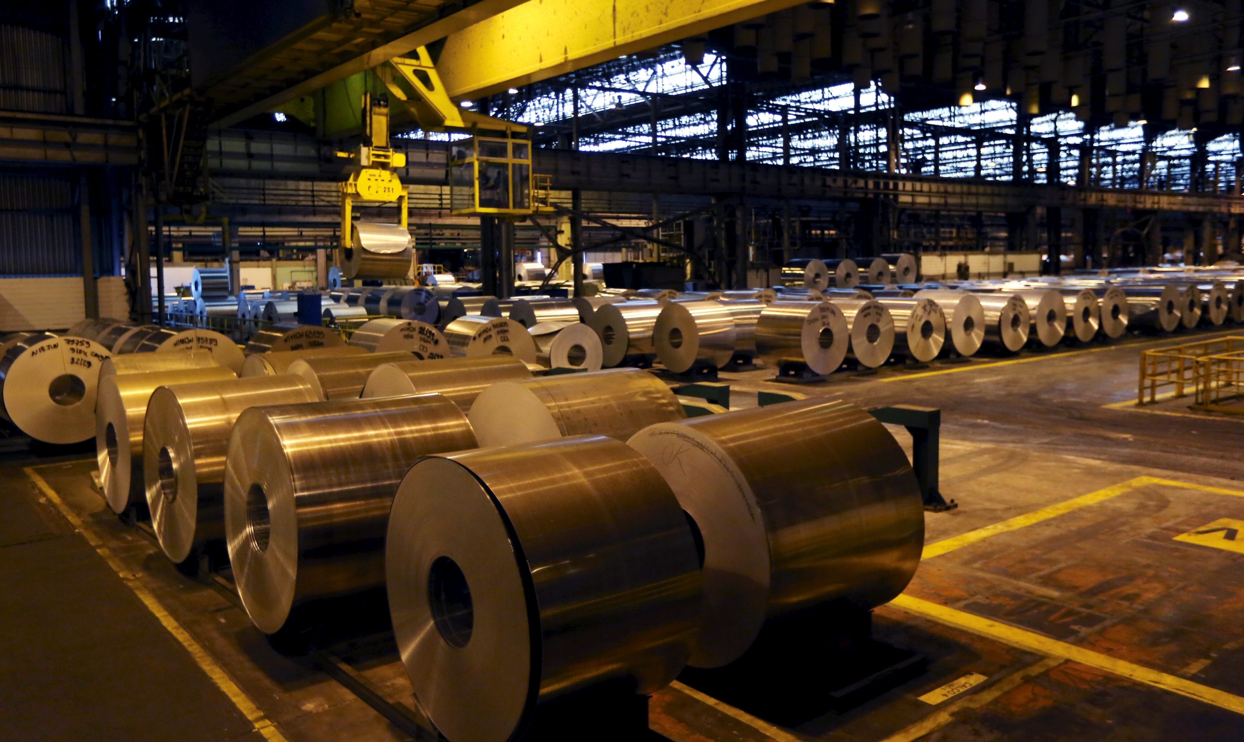 Demanda esfria e indústria do Brasil perde força em setembro, mostra PMI