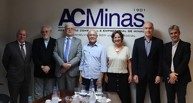 ACMinas recebe diretoria do DC
