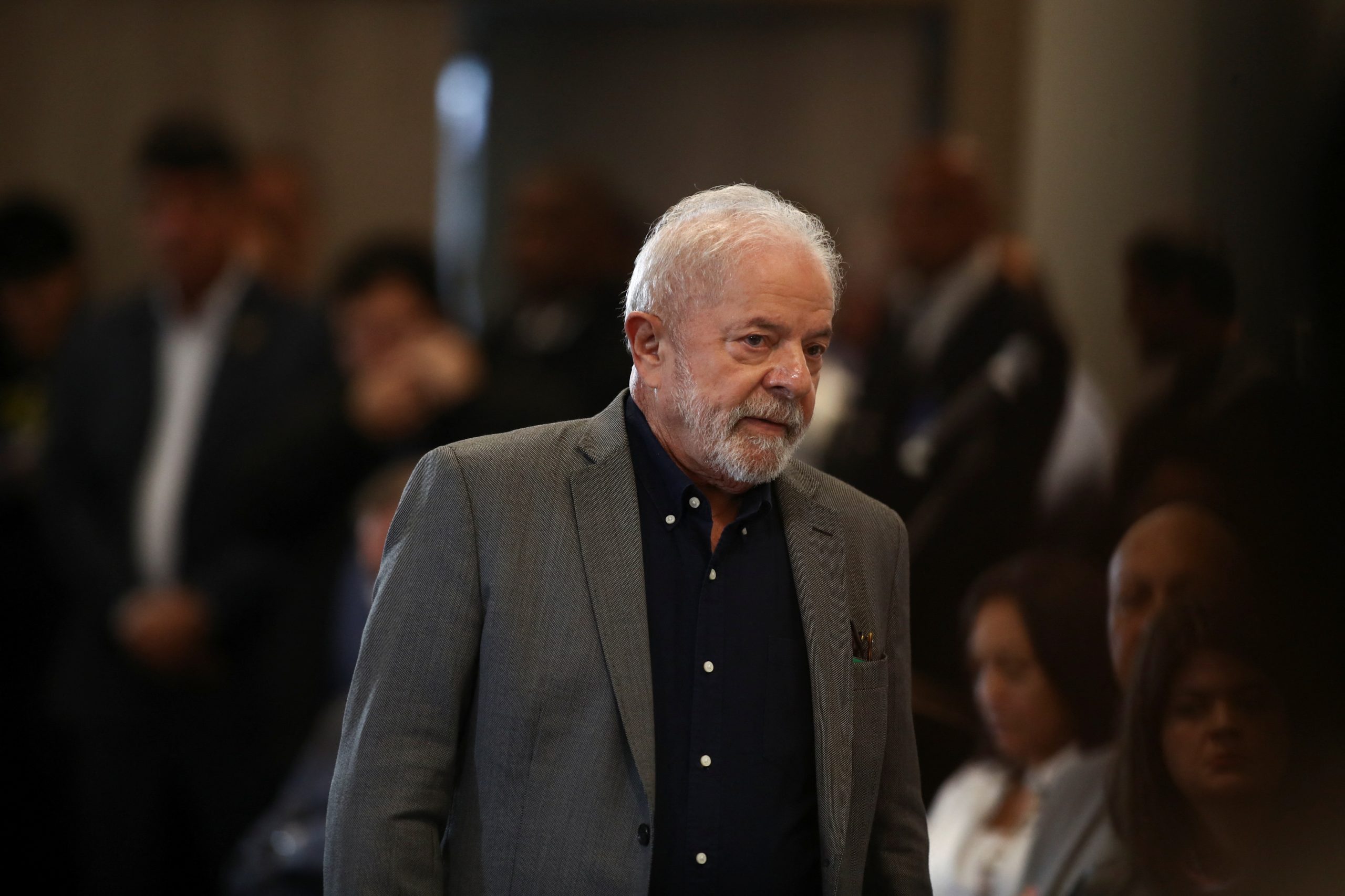 Primeiras ações de Lula no saneamento geram confusão no setor