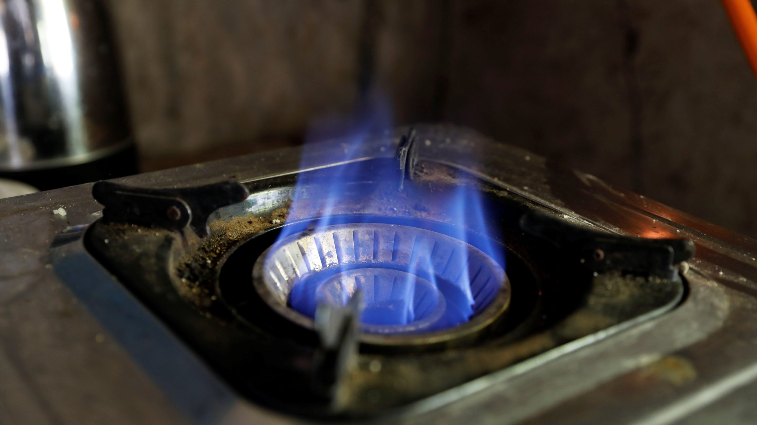 Petrobras reduz preço médio do gás de cozinha em 5,3% nas refinarias nesta 5ª feira