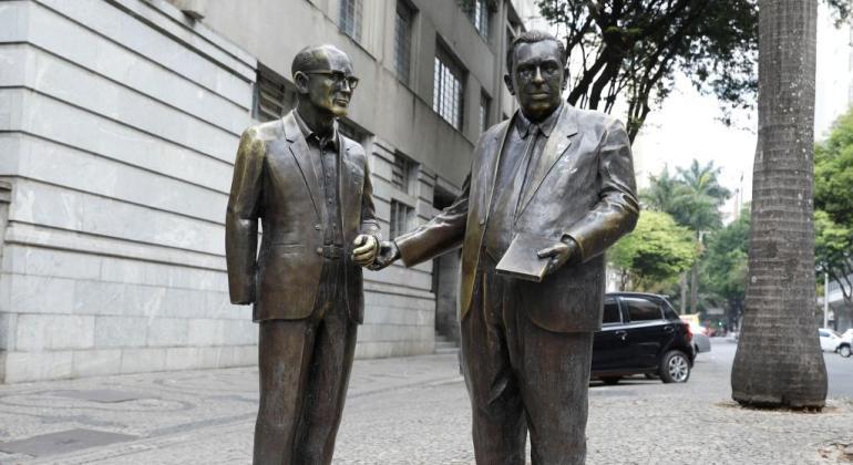 Esculturas de Drummond, Pedro Nava e Murilo Rubião vão passar por restauração