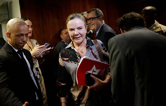 Lula deve se reunir com Congresso e STF