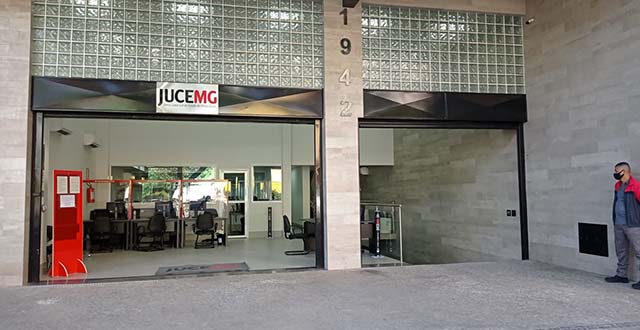 Jucemg orienta publicação legal