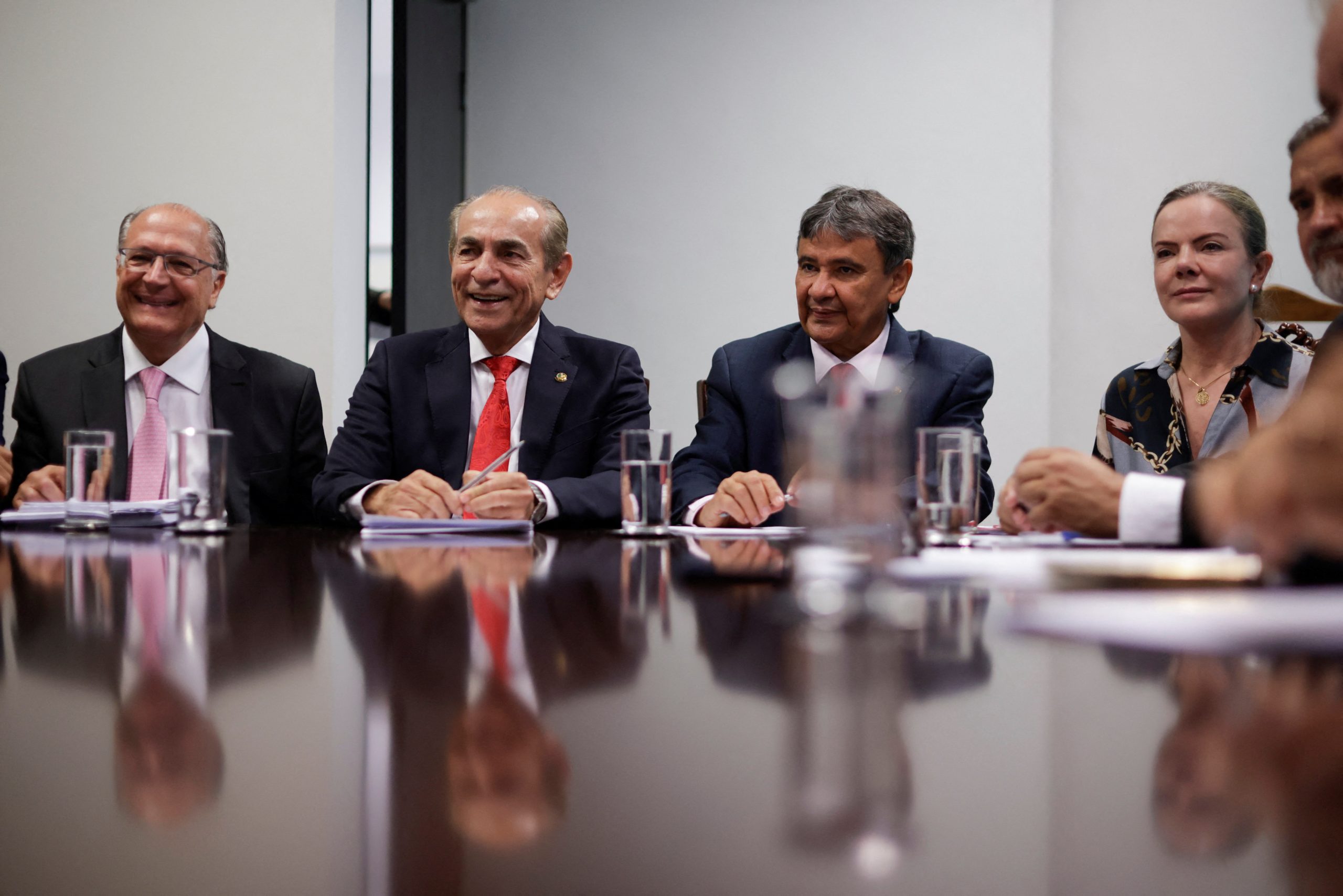 EDITORIAL | Transição traz alívio