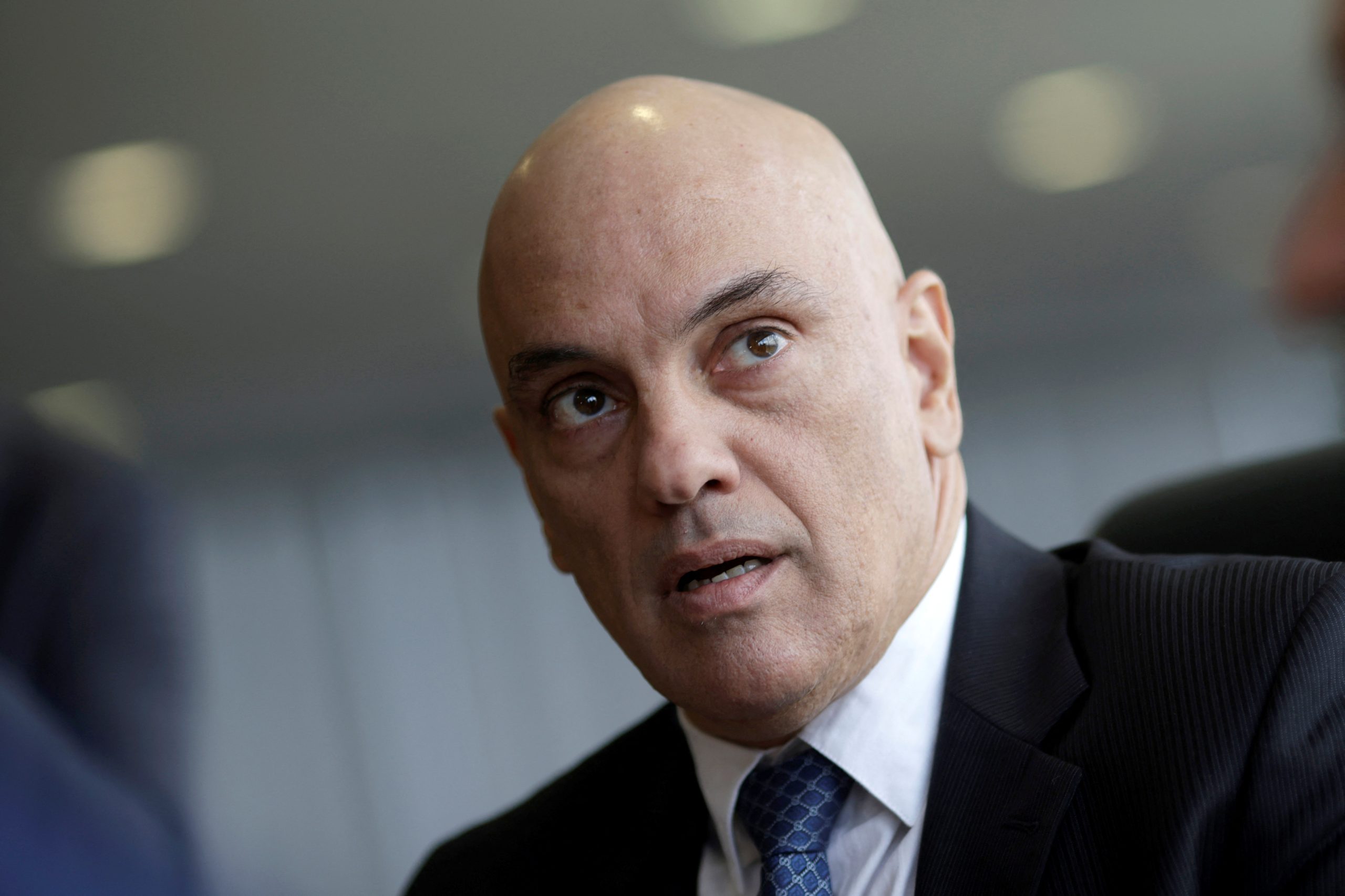 Moraes suspende porte de armas no DF até segunda-feira