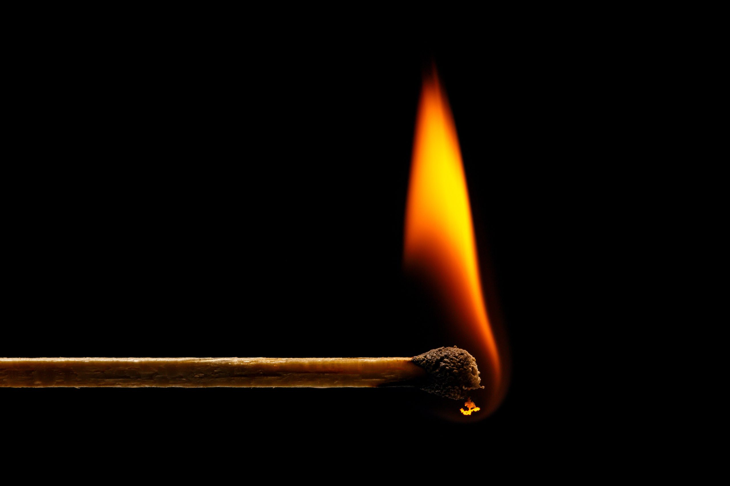 EDITORIAL | Brincando com fogo