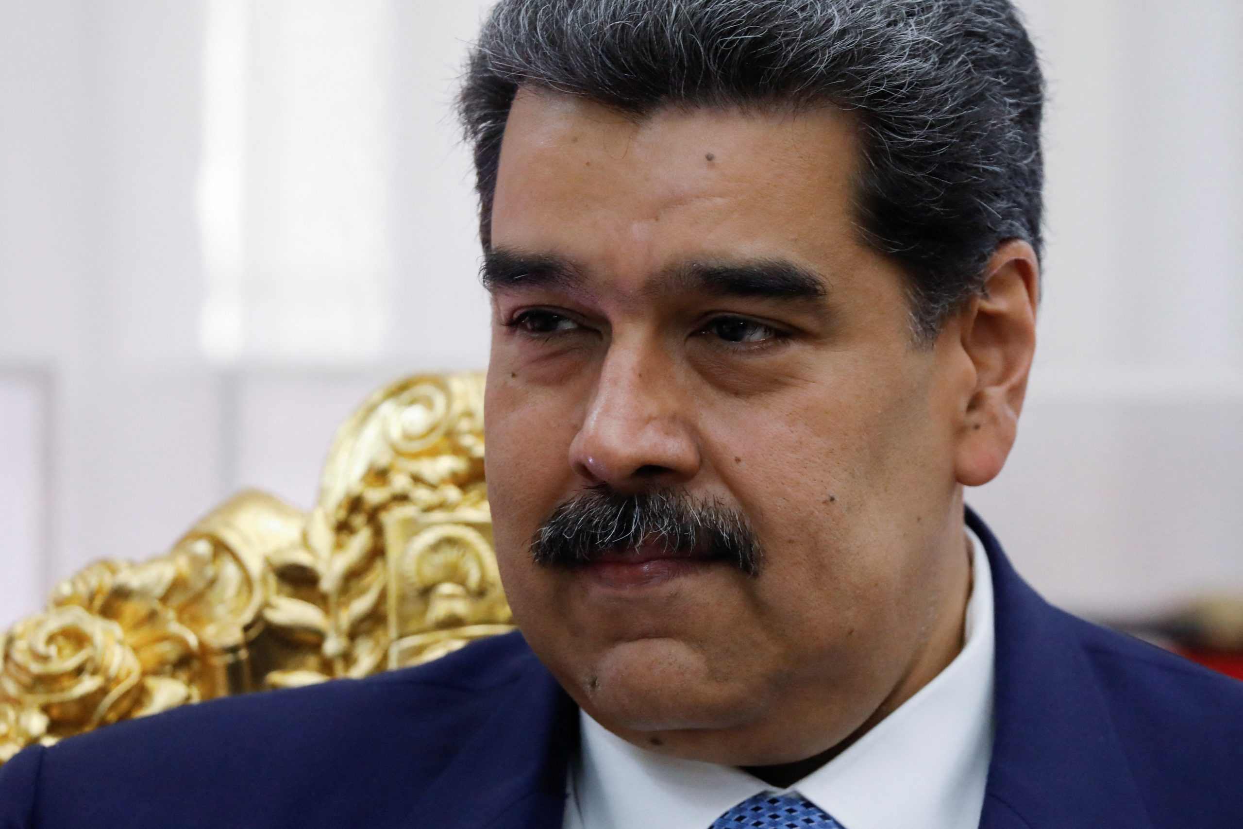 Comércio brasileiro com Venezuela desaba após sanções e queda do petróleo