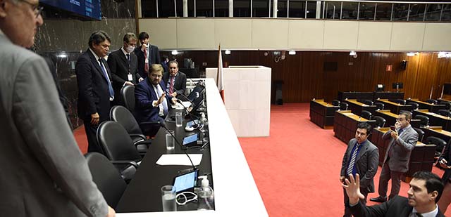 Mudança na organização do TCE é aprovada