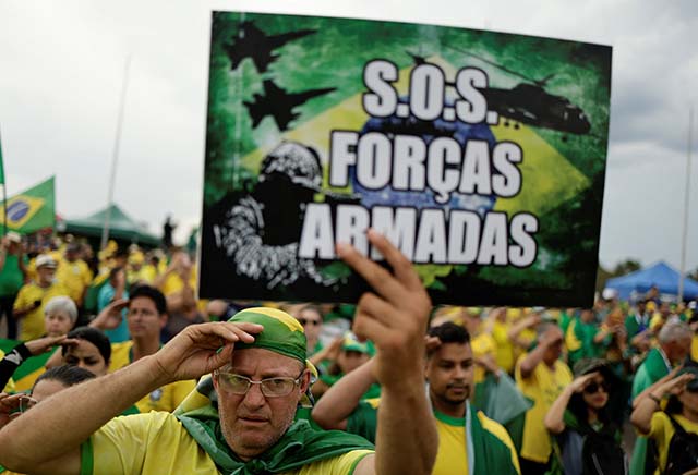 PEC da intolerância política tem 32 assinaturas