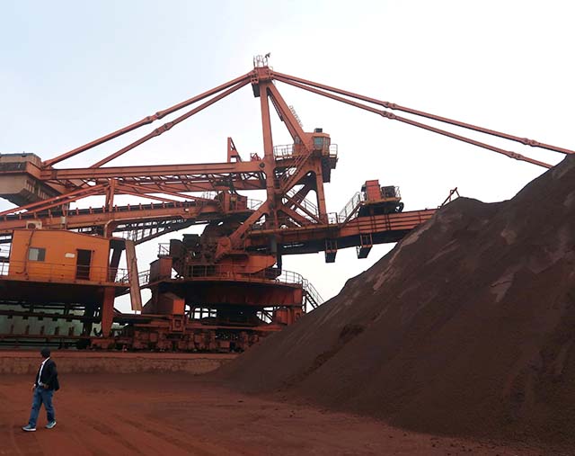 Preço do minério de ferro deve encerrar ano estável